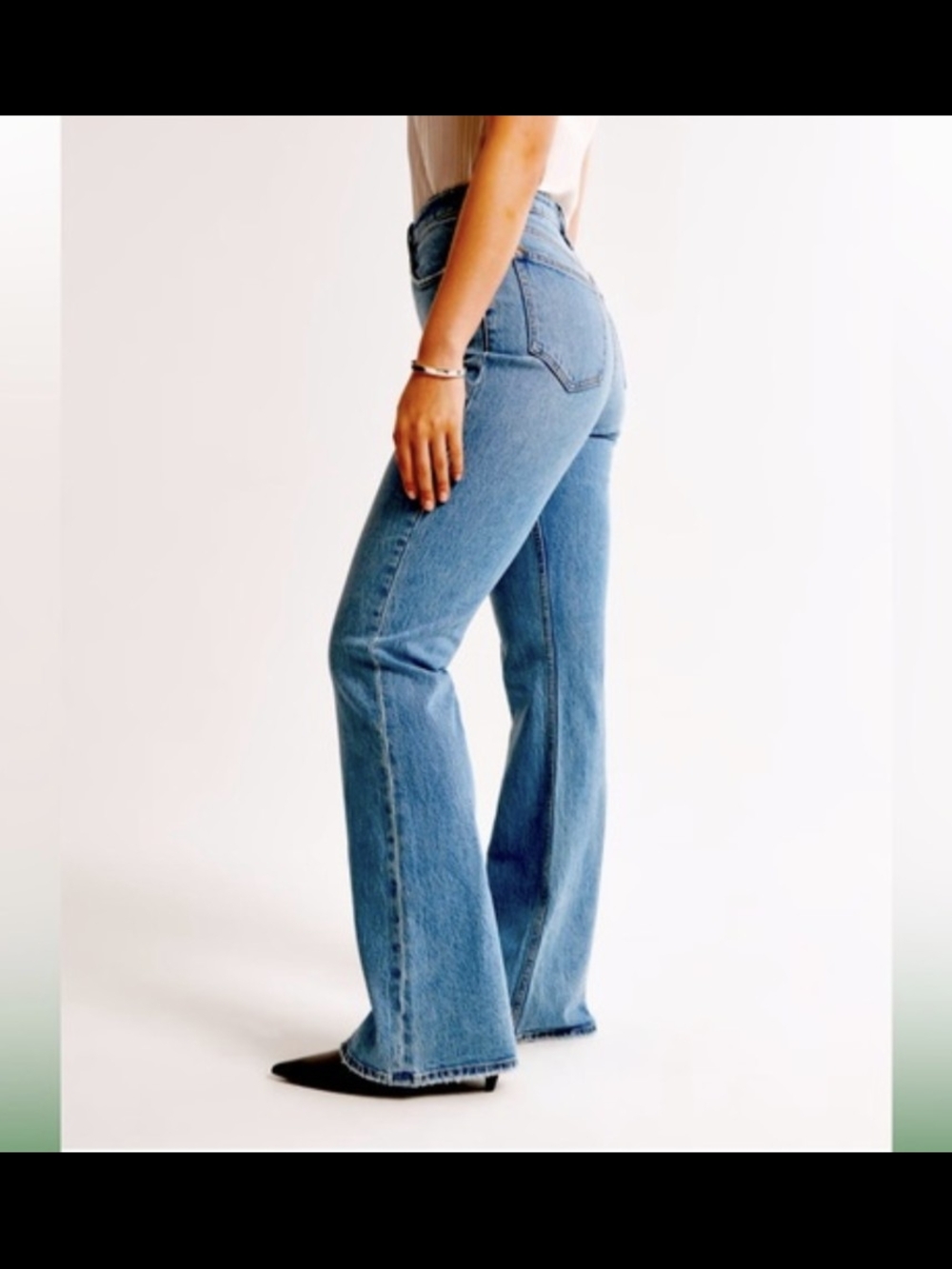 Abercrombie & Fitch The Vintage Flare High Rise Jeans